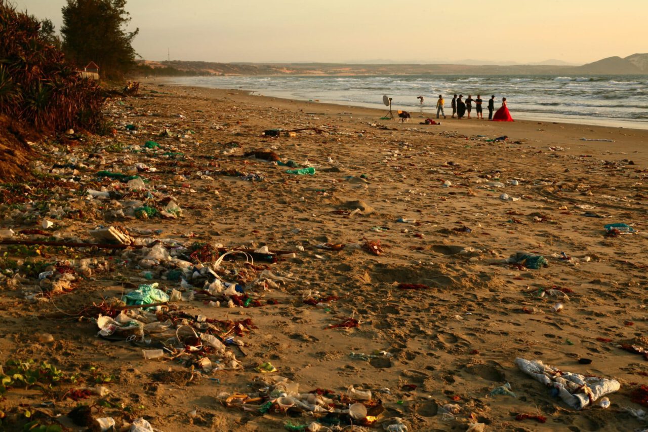 trash, pollution, beach