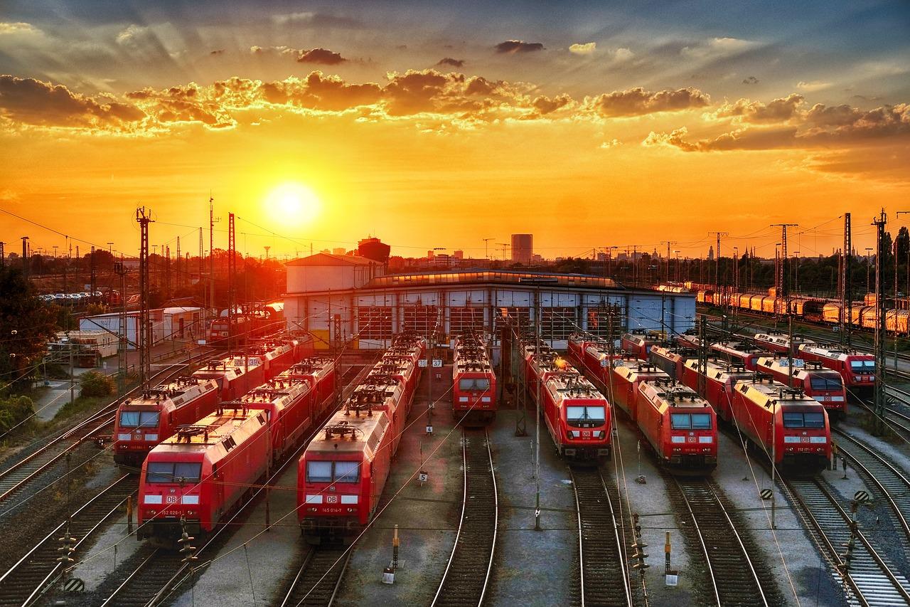 locomotive, train car, railroad