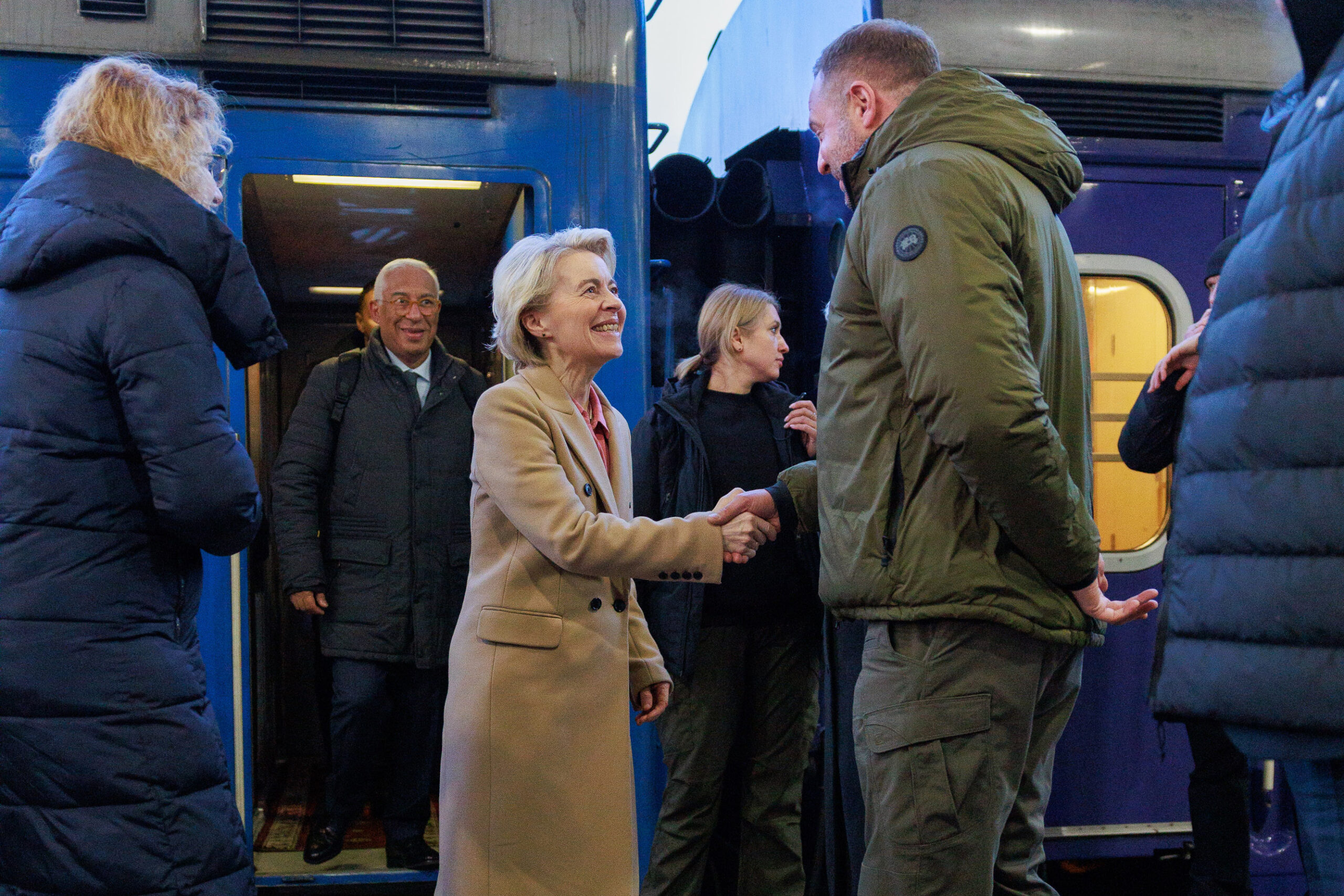 Ursula von der Leyen, António Costa arriving at Kyiv on a train