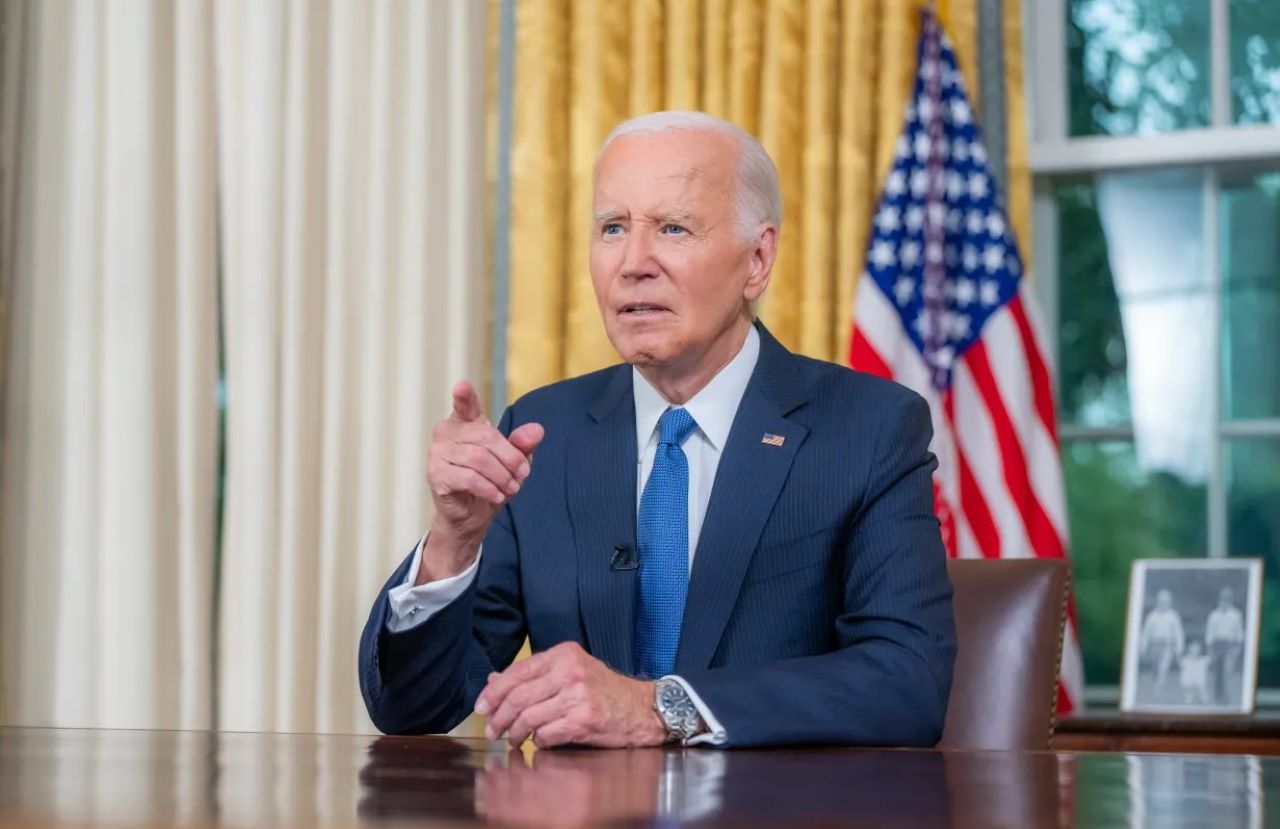 US President Josef Biden in his office